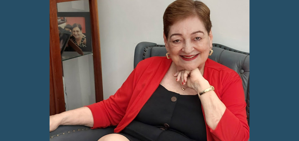 Vânia Moreira Diniz escritora, poeta e humanista